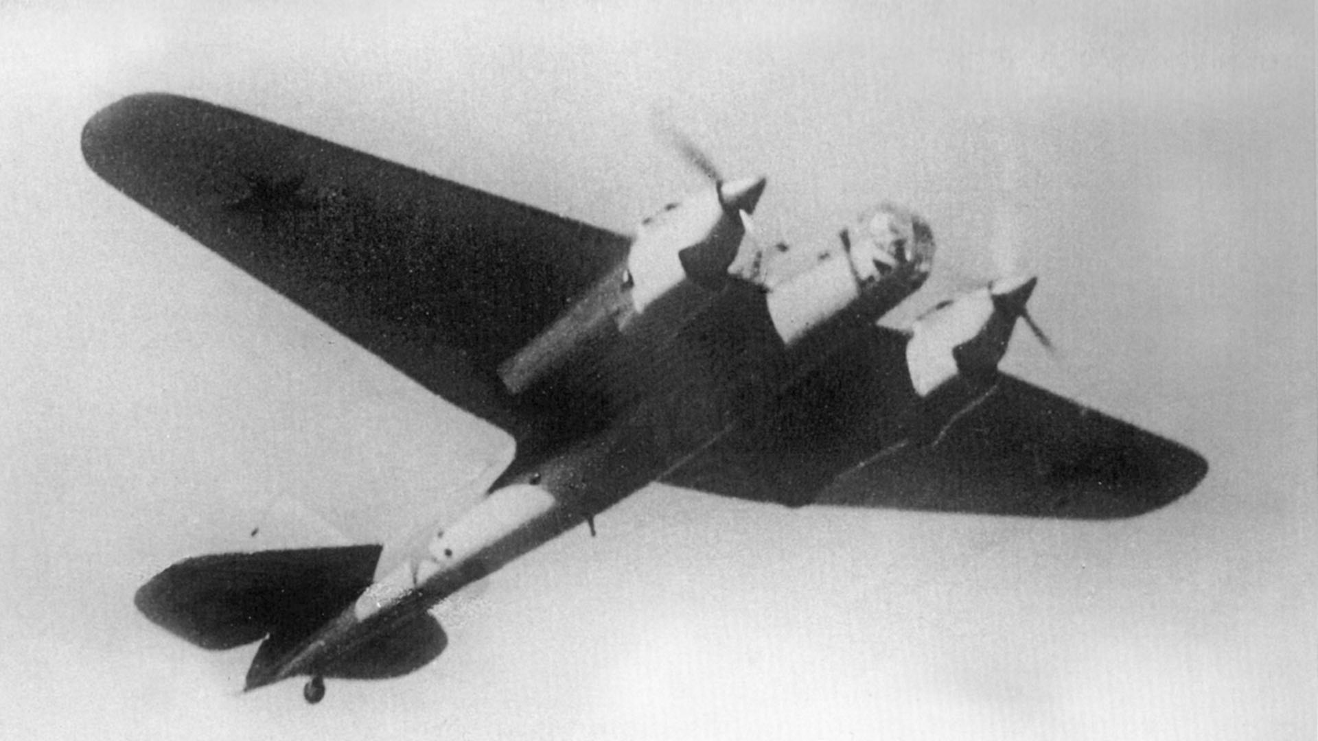 Скоростной бомбардировщик АНТ-40