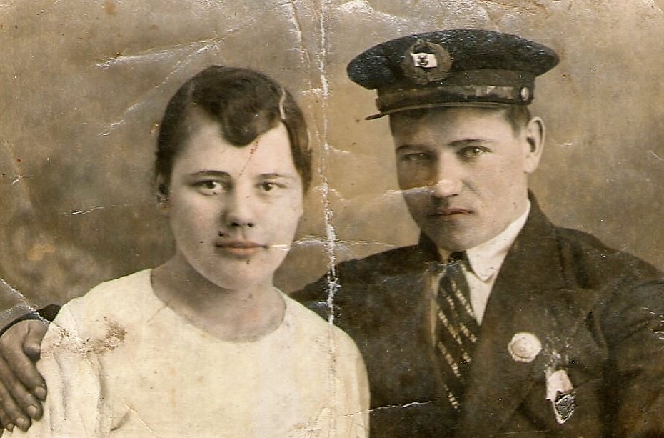 Николай Гаврилович Русинов (вероятно, с женой