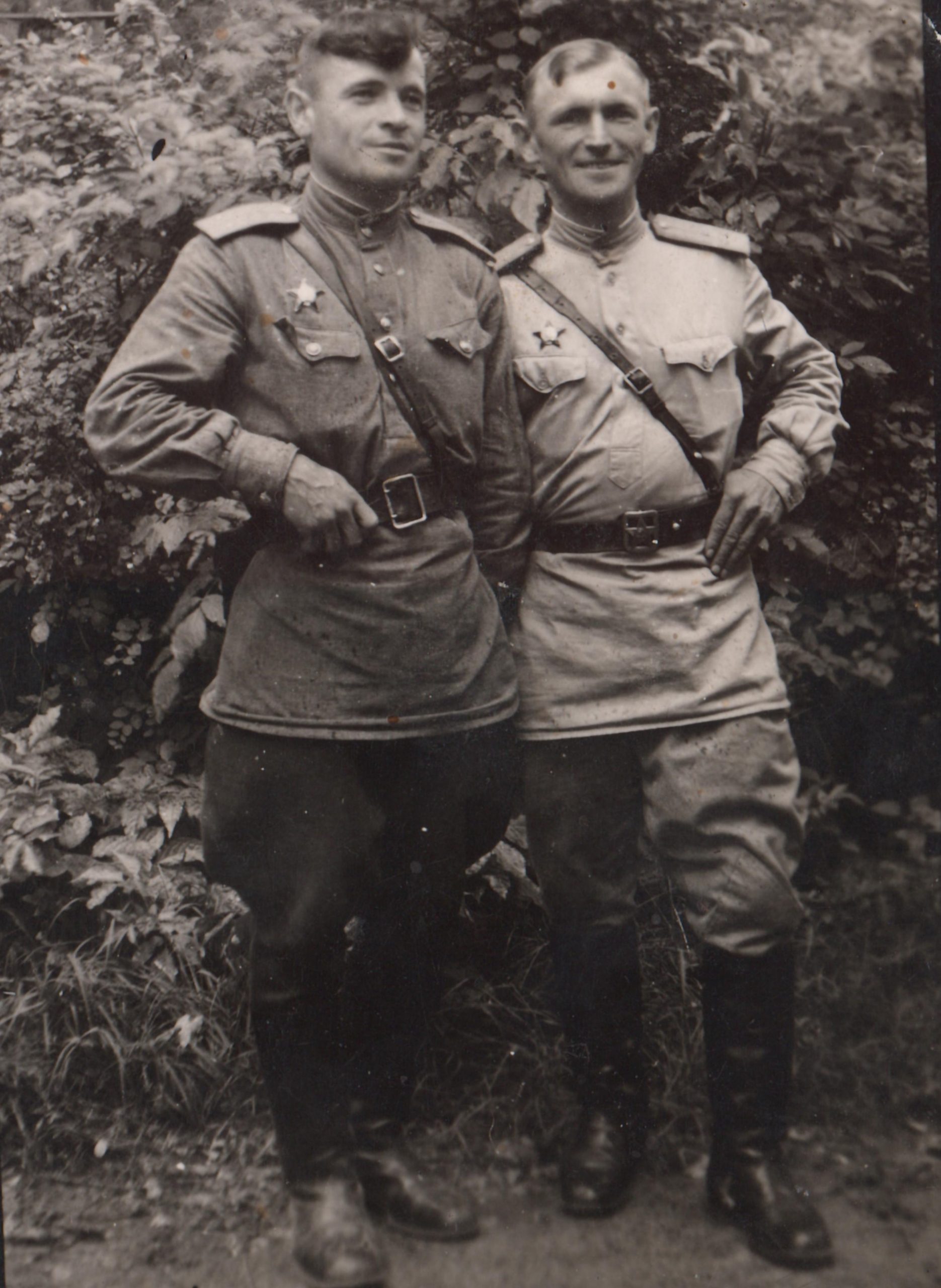 Пермитин А.Л. (слева).  Семейный архив дочери, Борисенко Г.А. г.Сарапул