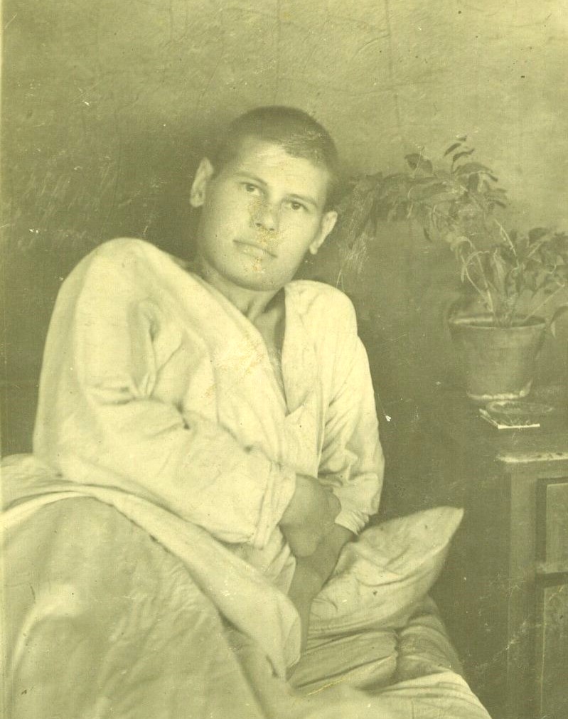 Ижболдин В.Я. в госпитале, 01.08.1944 г. УДААС. Ф. Р-750, оп.1ф, д.3357